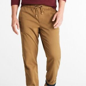 LL Bean Men's Khaki Comfort Stretch Dock Pants,
Standard Fit, sz L